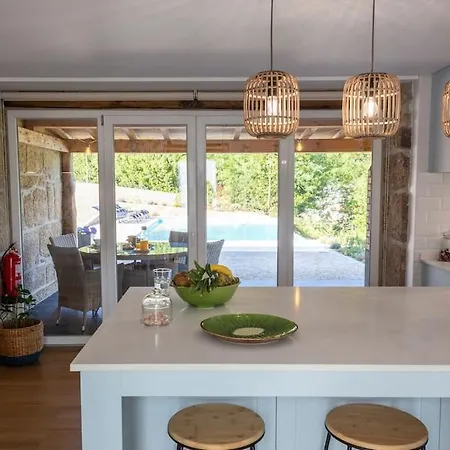 Дом отдыха Retiro Acolhedor Na Natureza, 35 Min Porto Maureles