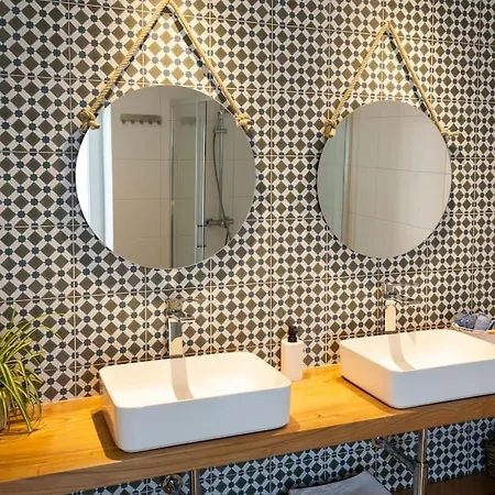 Дом отдыха Retiro Acolhedor Na Natureza, 35 Min Porto